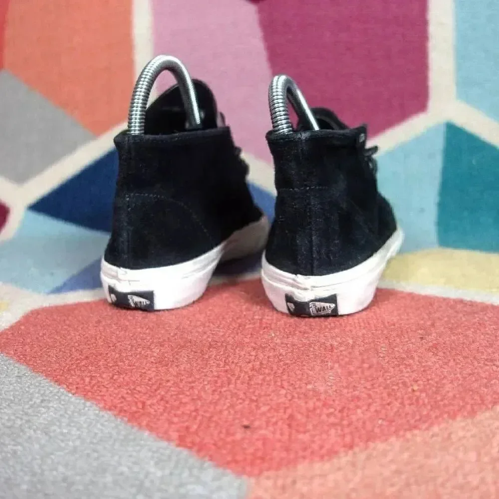 Vans Chukka Suede Shoes Women's‎ Size 5